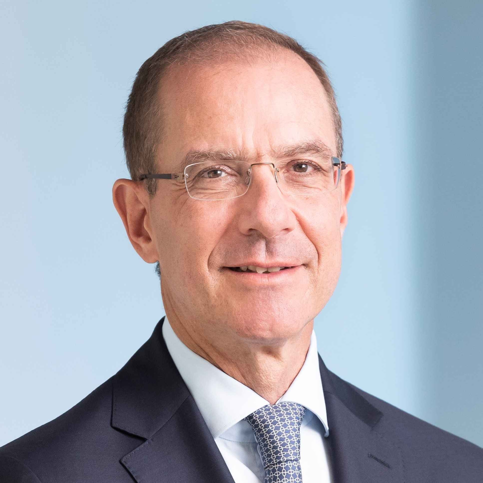 Dr Marcel Rohner